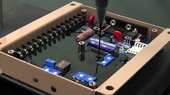 AB Colla Epossidica Adesiva Robot Dispenser Resina per pannelli di pannocchia di miele Potting