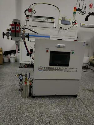 Macchine di distribuzione CNC per resine epossidiche e indurenti
