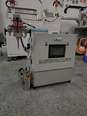 Dispenser per la produzione di PCB