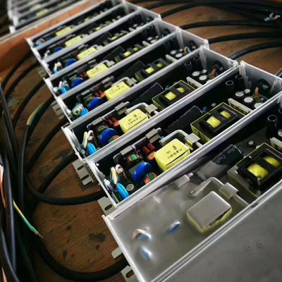 Macchine per la lavorazione di PCB ad alta precisione a 2 componenti
