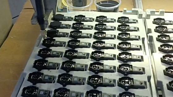 Macchine automatiche di distribuzione della colla per luci a LED e miscelazione di resine di poliuretana