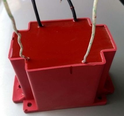 Invasatrice in resina poliuretanica Ab per pannello a nido d'ape di parti elettroniche