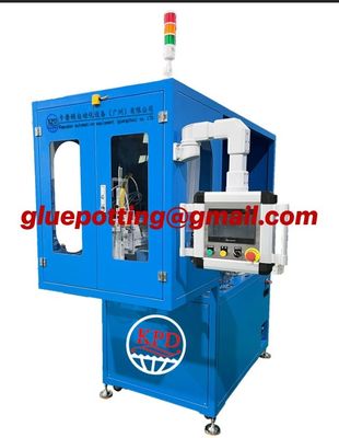 Dispensatore di colla Robot Dispensatore di colla epossidica e macchina di stampaggio di resina Combina la miscelazione di liquidi per l'applicazione di resina precisa.